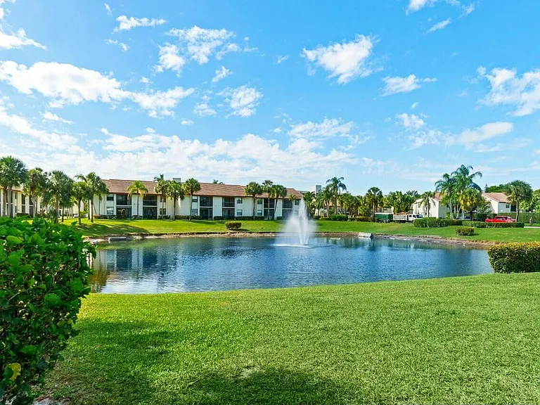 Port St. Lucie Florida real estate lifestyle and home feature