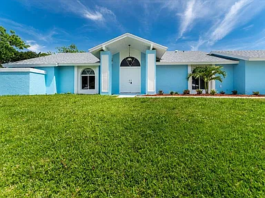 Entry to clubhouse in Port Saint Lucie community