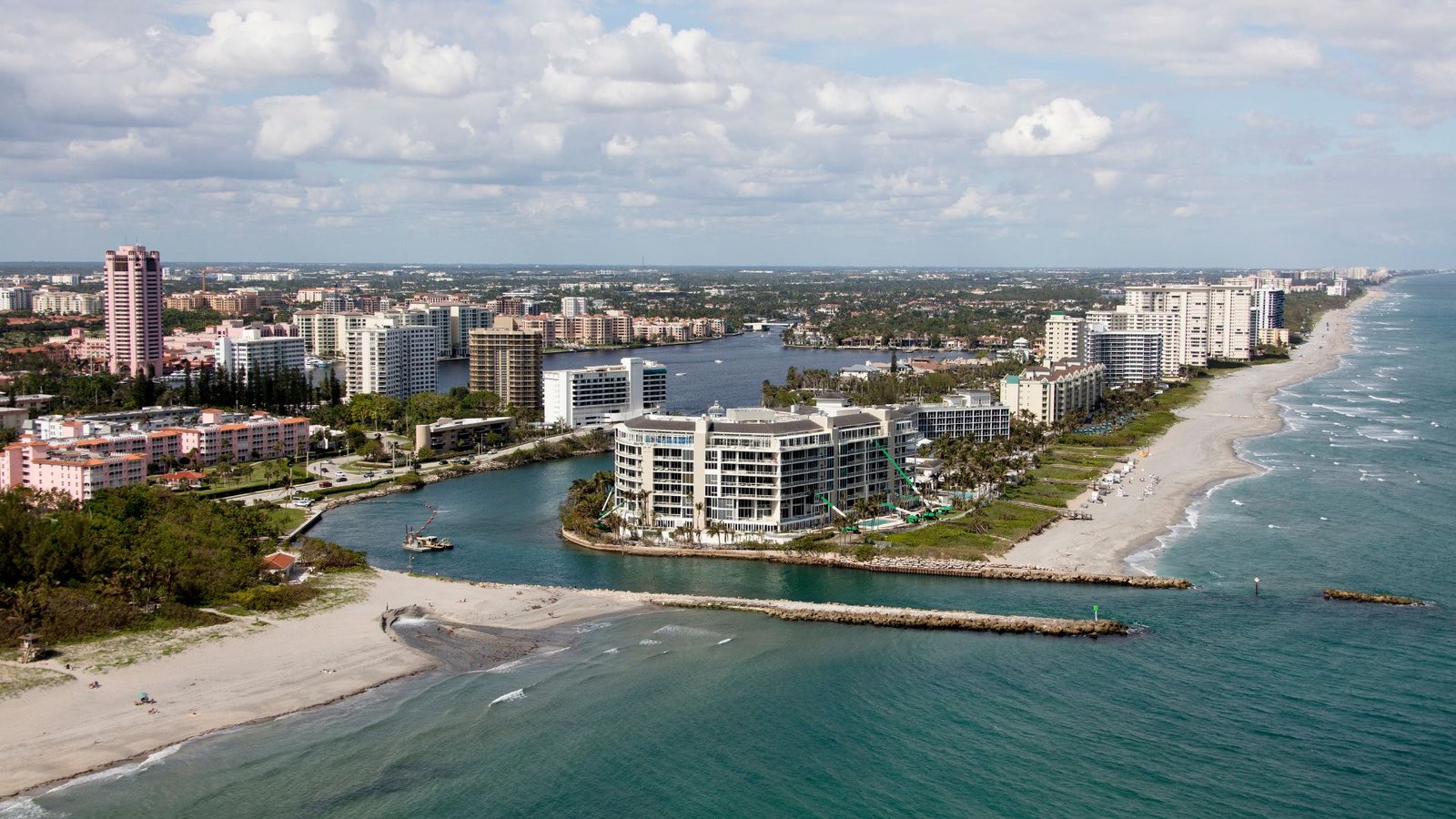 Downtown Boca Raton condos and Mizner Park area real estate 2025.